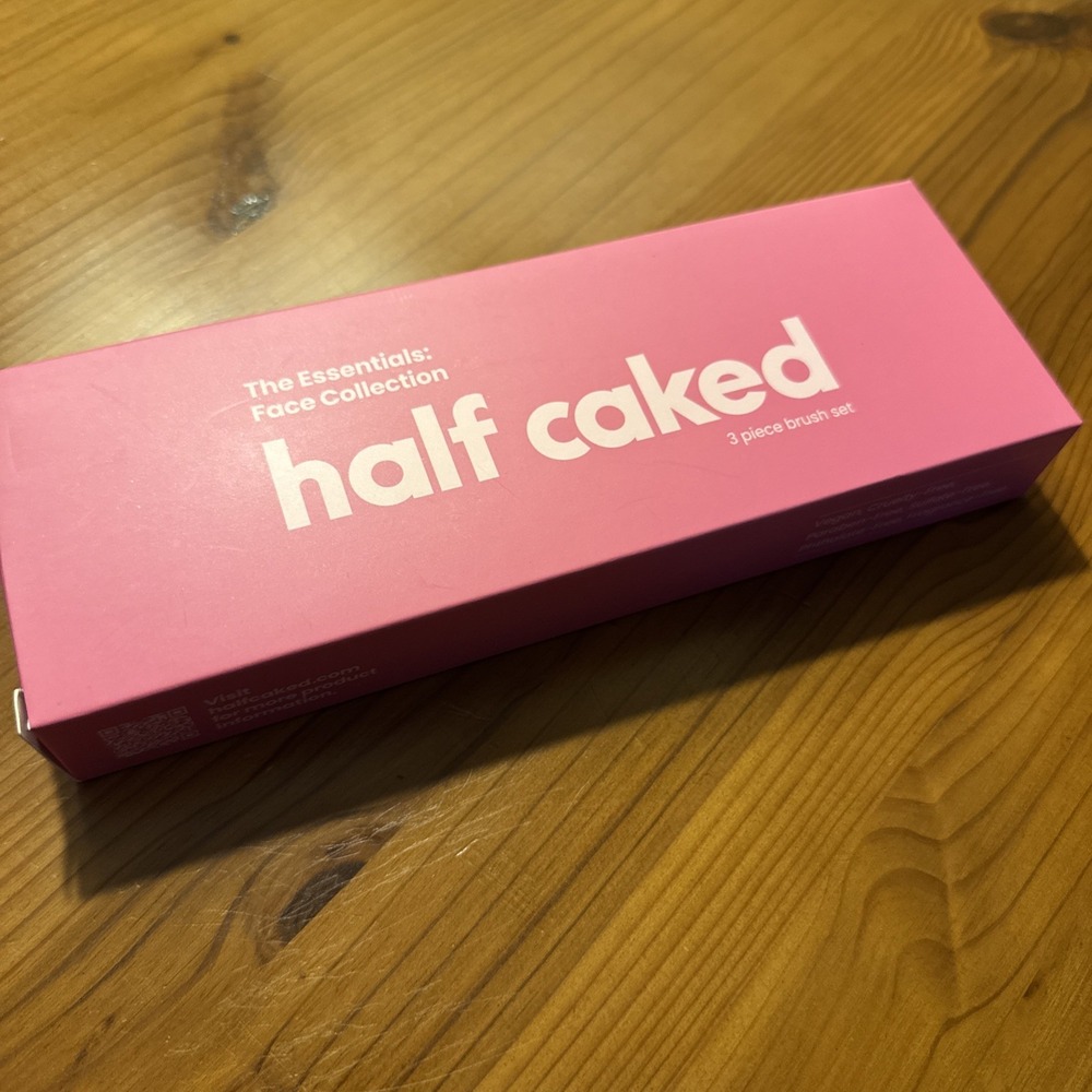 NIB Half Caked 3 Piece Vegan Makeup Brush Set A $34 Value! $40 MSRP